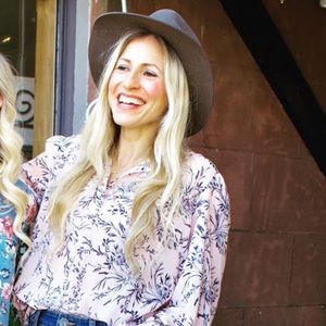 Meet your Posher, Amanda